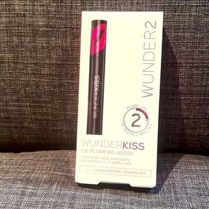 Wunder2 Wunder Kiss Lip Plumping Gloss